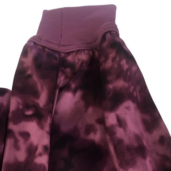New Urban Outfitters Out From Under Hansel Tie Dye Joggers - Picture 7 of 9